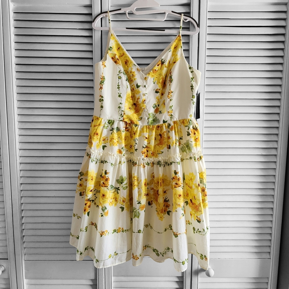 TAYLOR Floral Yellow and White Sundress